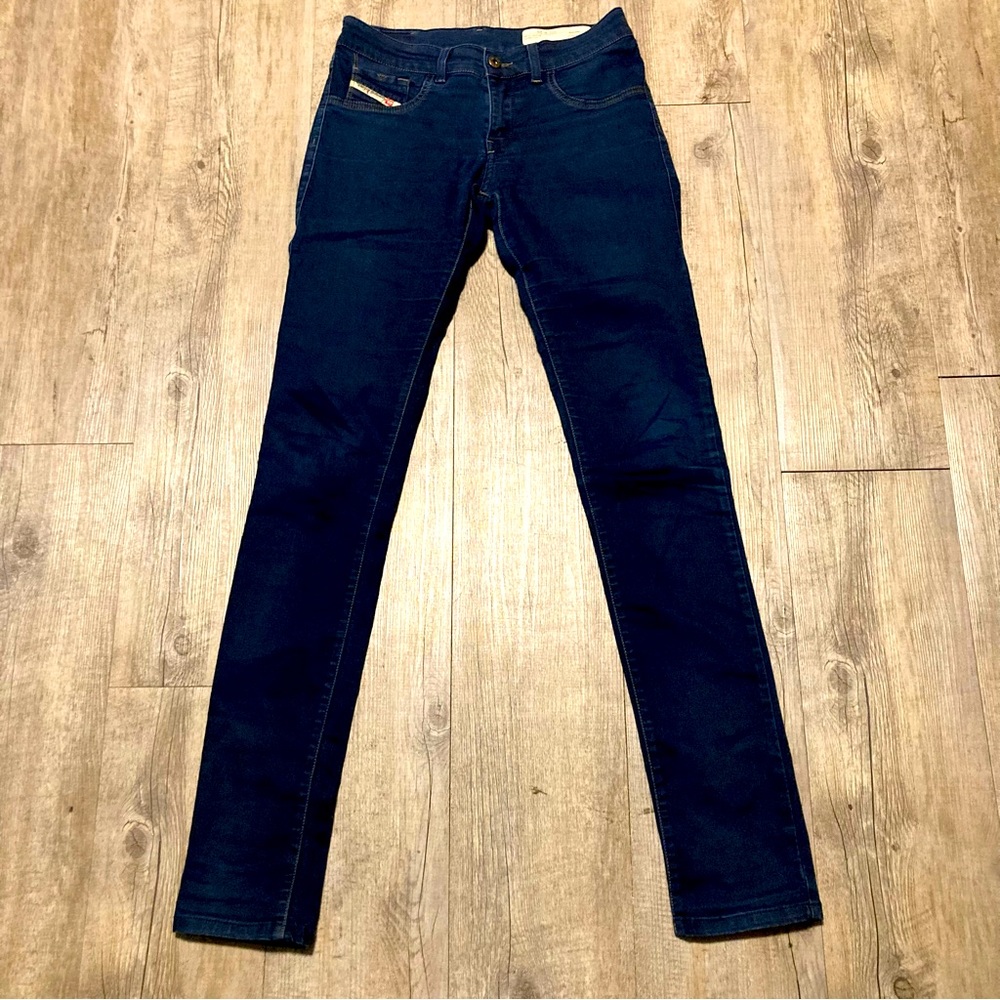 Diesel Livier Super Skinny Jegging Low Waist Stretch Jeans
